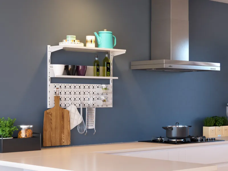 Organizador de muro de Ducasse con utensilios de cocina colgados